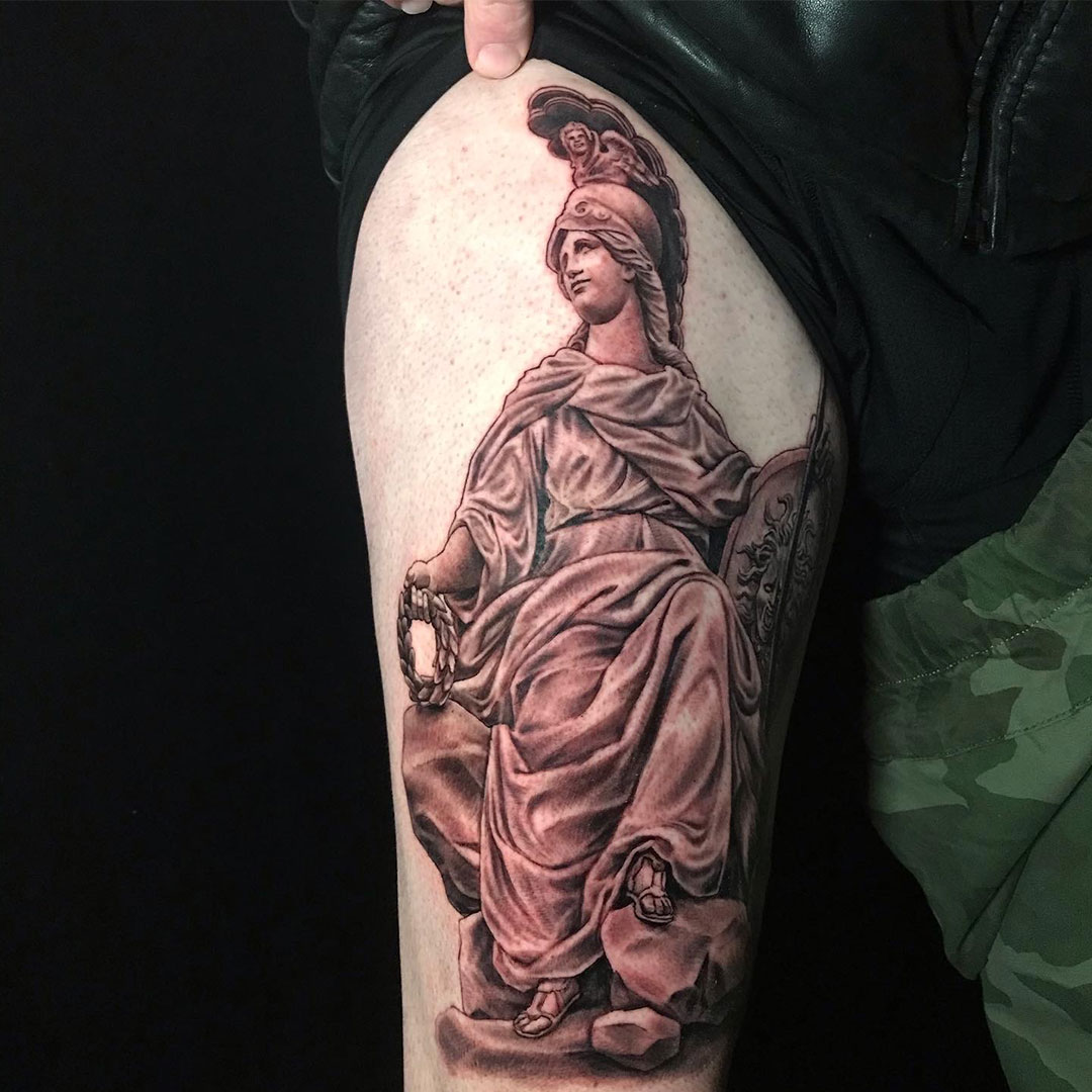 Red-Kirin-Tattoo-Piercing-Boutique-atenea-Ariel-Perez-tatuador
