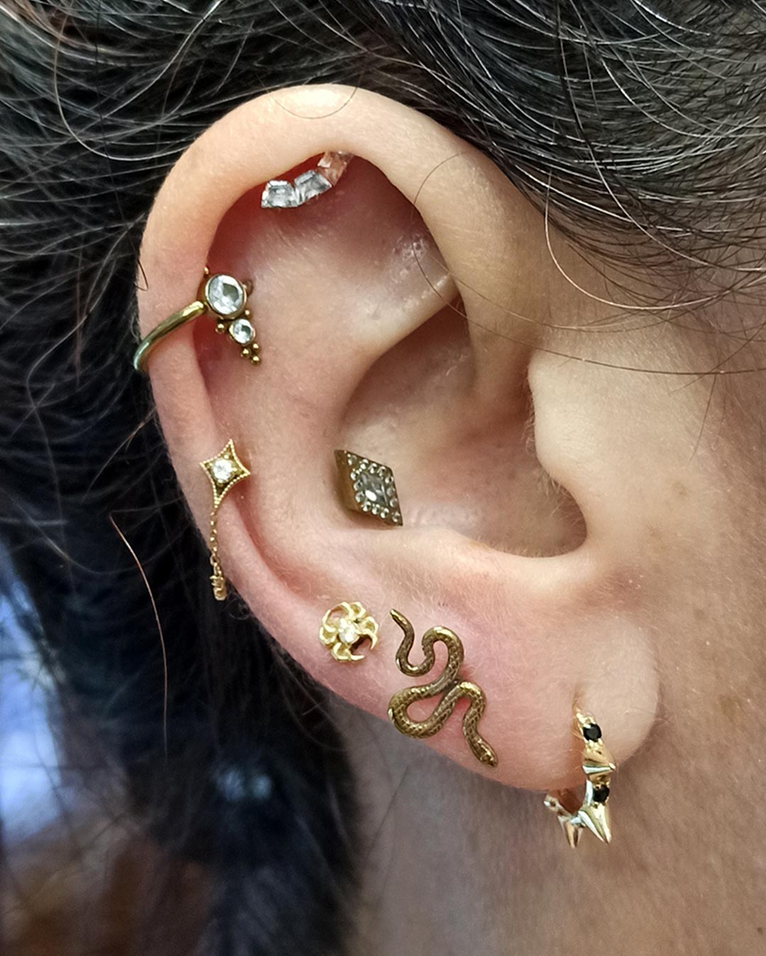 Red-Kirin-Tattoo-Piercing-Boutique---composicion-serpiente-tania-piercer