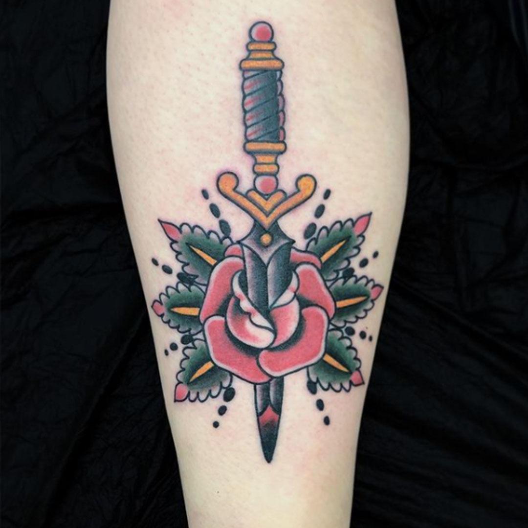 Red Kirin Tattoo Piercing Boutique - daga greg lozano tatuador