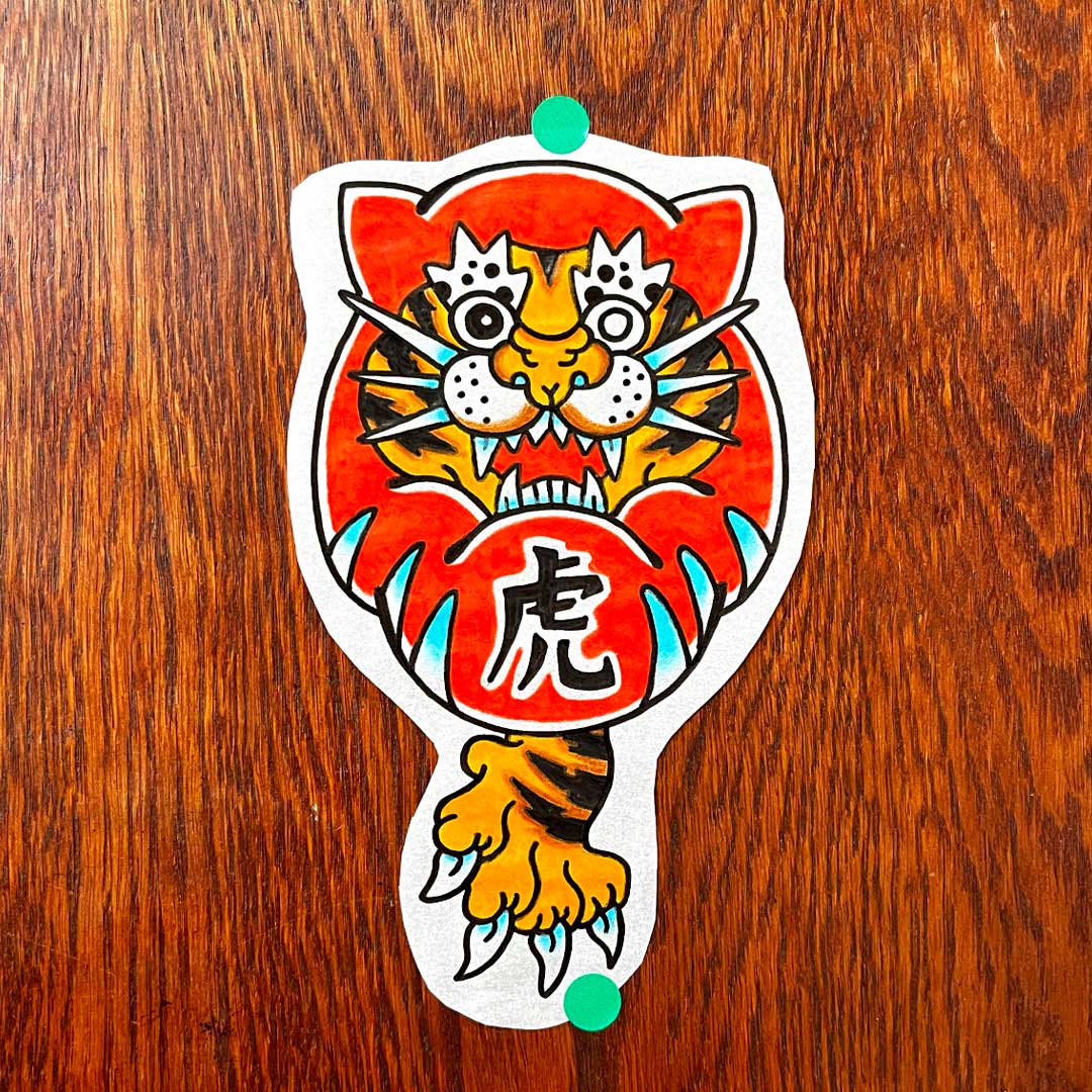 Red-Kirin-Tattoo-Piercing-Boutique-tattoo-daruma-tigre-diseño-disponible-geru-tatuador