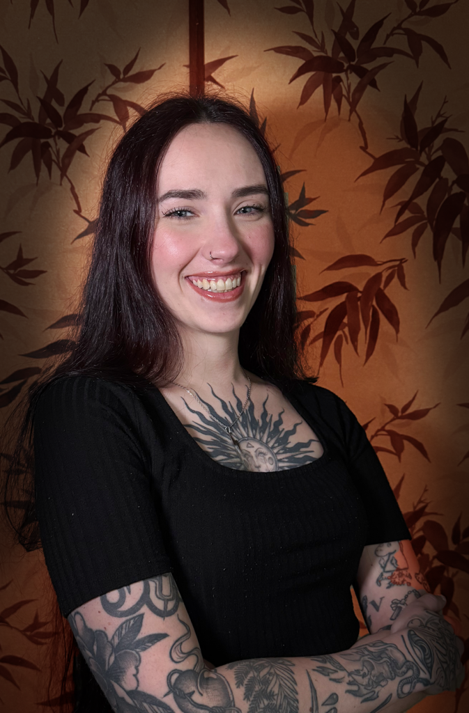 Red-Kirin-Tattoo-Piercing-Boutique-Mewi-Tatuadora